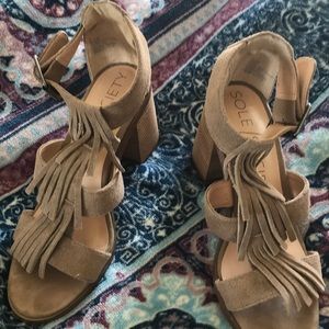 Sole society “Delilah” heeled sandal size 6